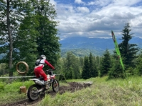 10829f40-3f14-48dc-8bd5-4183e2ae26c3