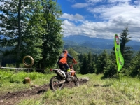 13c34bd3-4f3b-453a-a029-be166cee1338