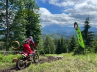 48c35f63-ee7f-4d56-87cf-a0378eb6da1b