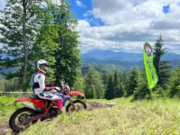 e779e53c-4b01-41dc-b6ee-2f3d08a1e076