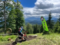 f593ea41-7997-487f-bab5-91b17cd71c62